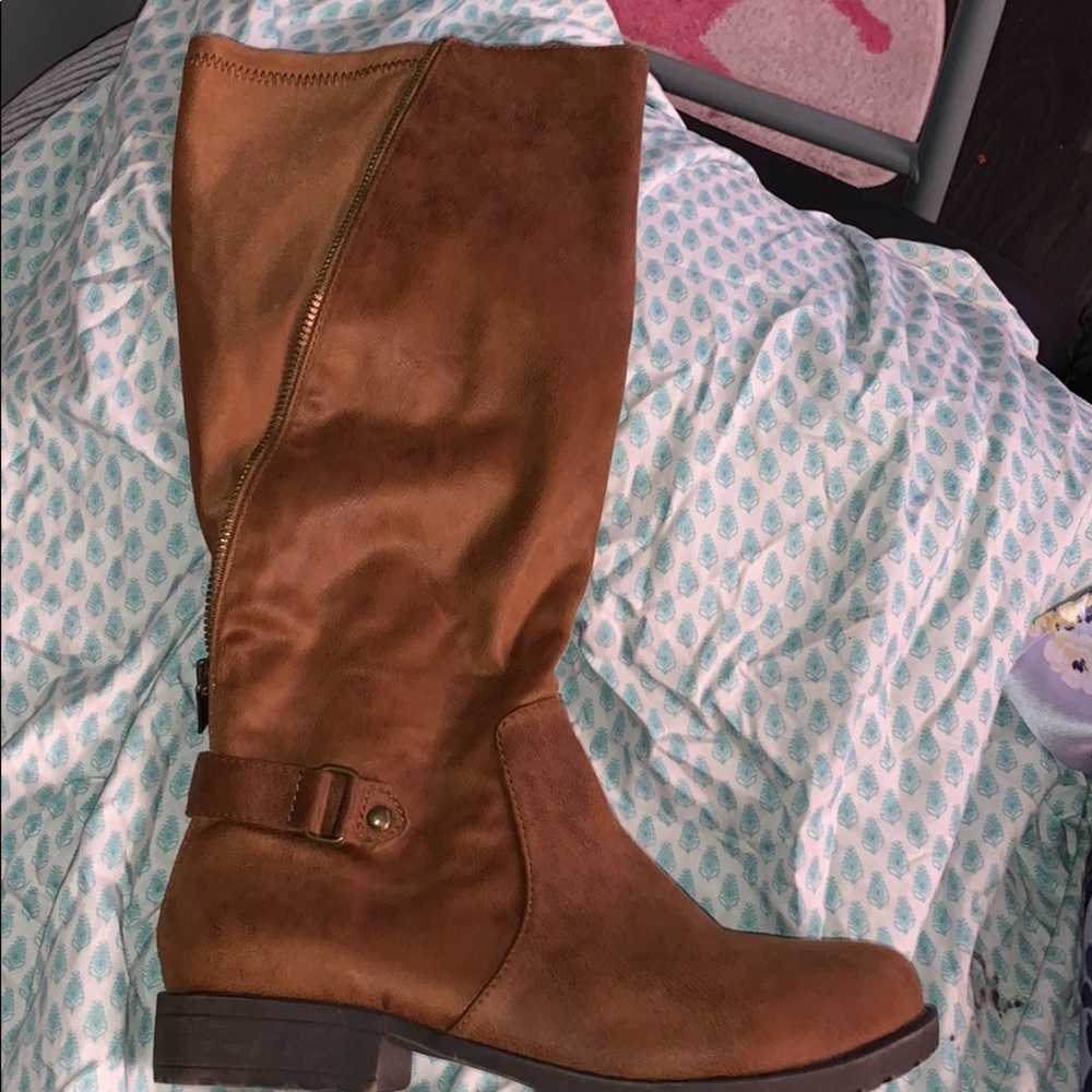 Bamboo boots